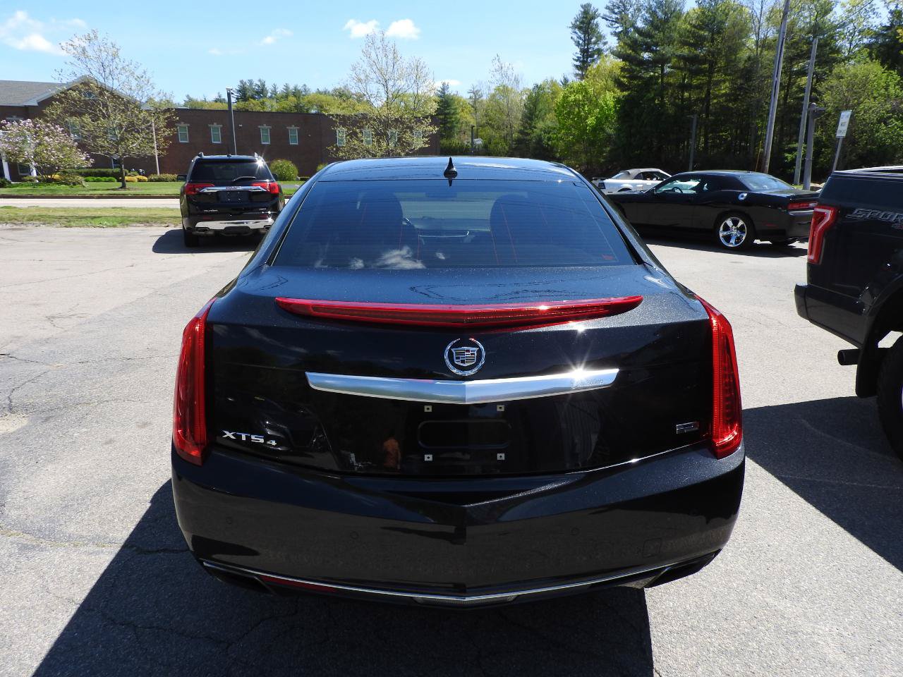 Used 2014 Cadillac XTS Platinum AWD/4WD image 8