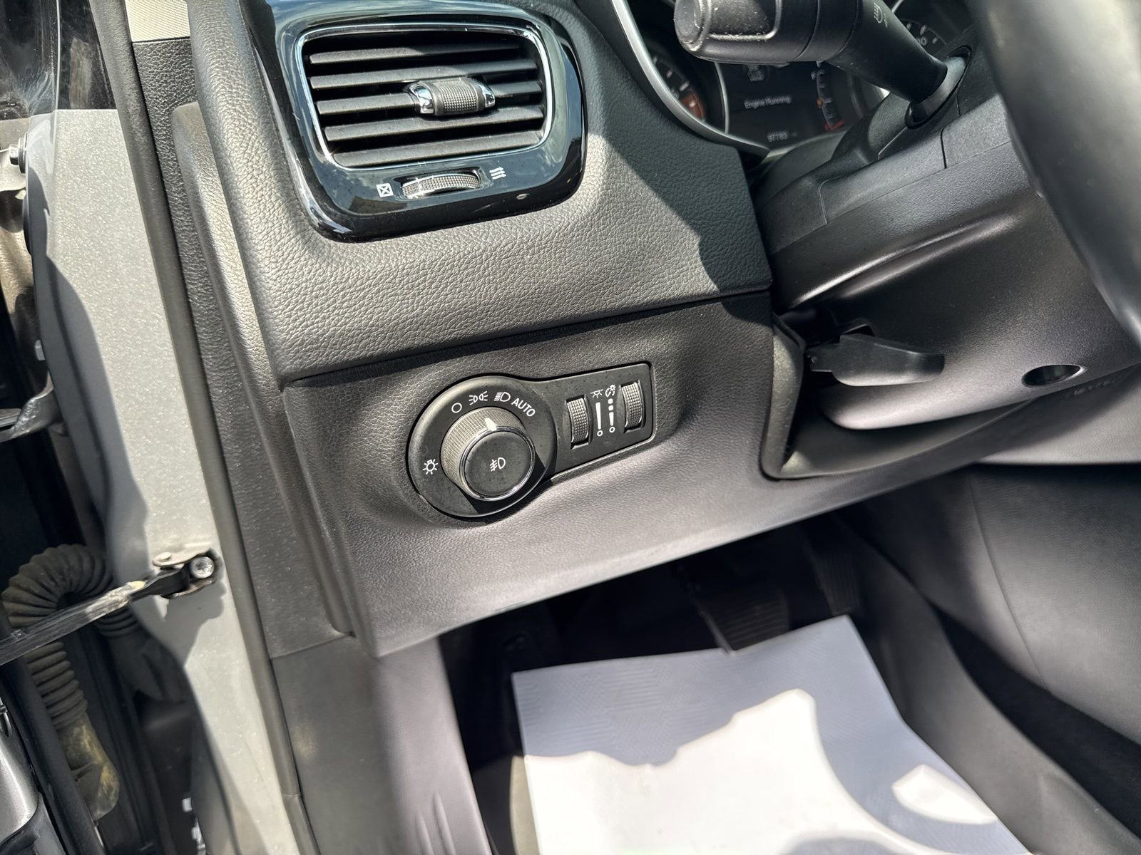 Used 2019 Jeep Compass Limited AWD/4WD image 24