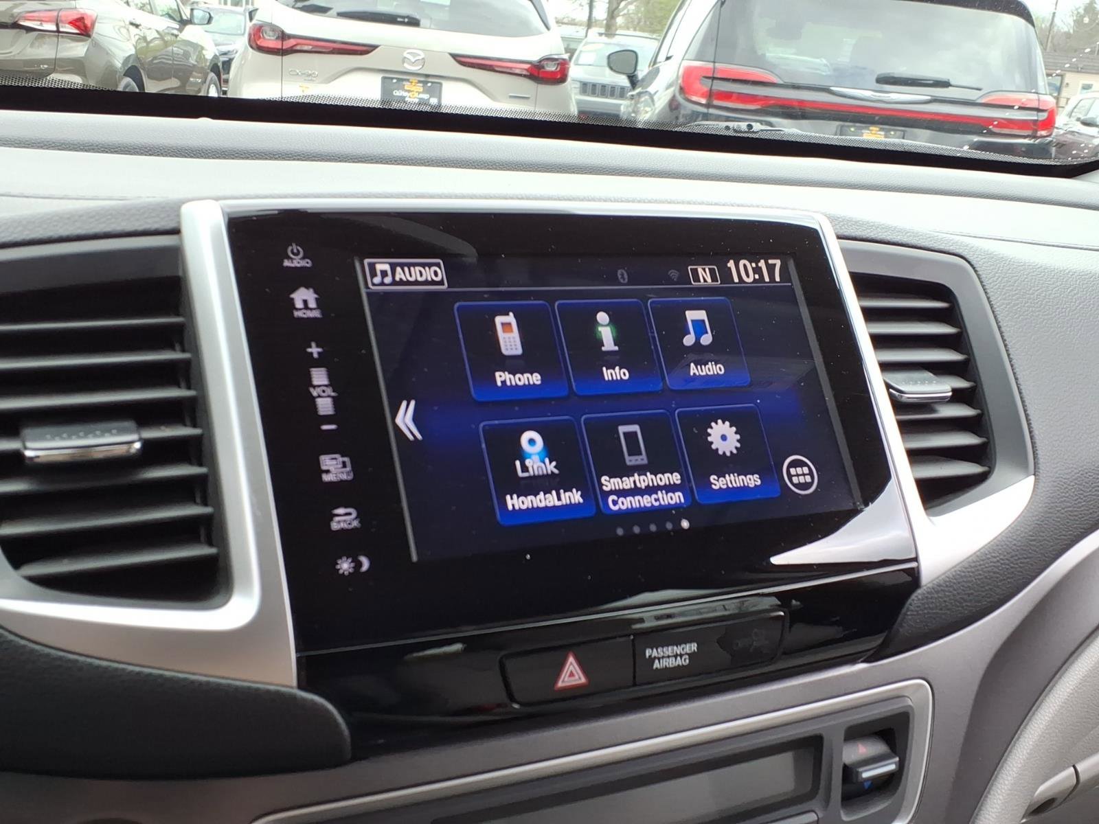 Used 2018 Honda Pilot EX image 19