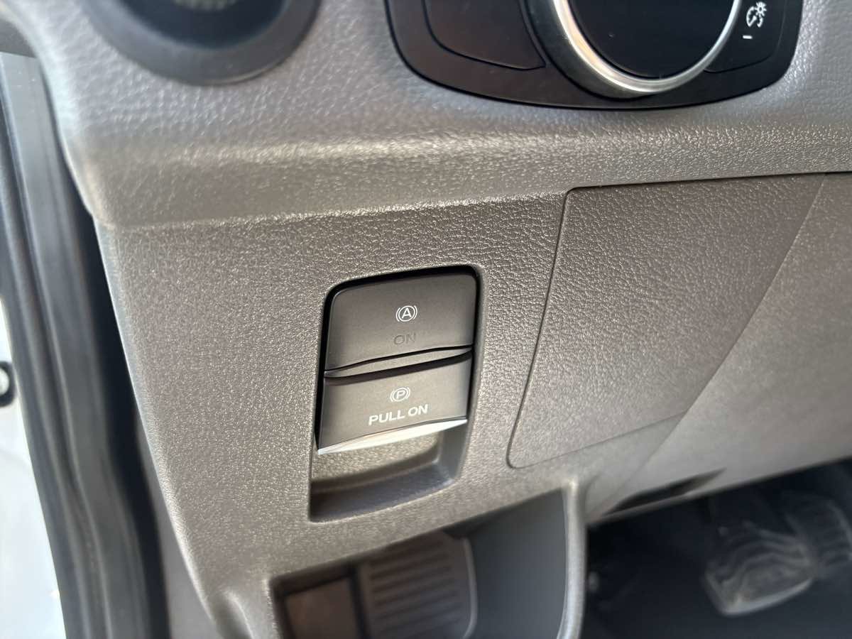 Used 2026 Ford Transit 350 XLT image 17