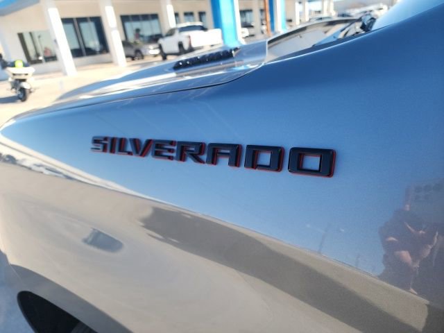 Used 2024 Chevrolet Silverado 1500 RST w/ Redline Edition AWD/4WD image 11