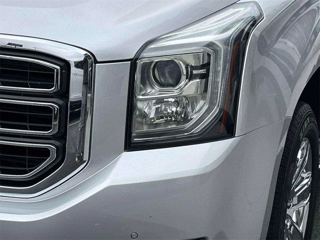 Used 2018 GMC Yukon SLT w/ HD Trailering Package image 9