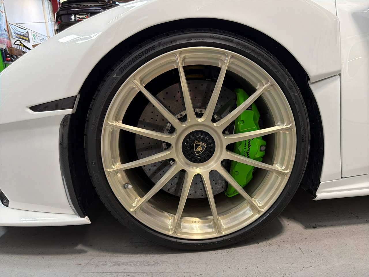 Used 2022 Lamborghini Huracan STO image 17