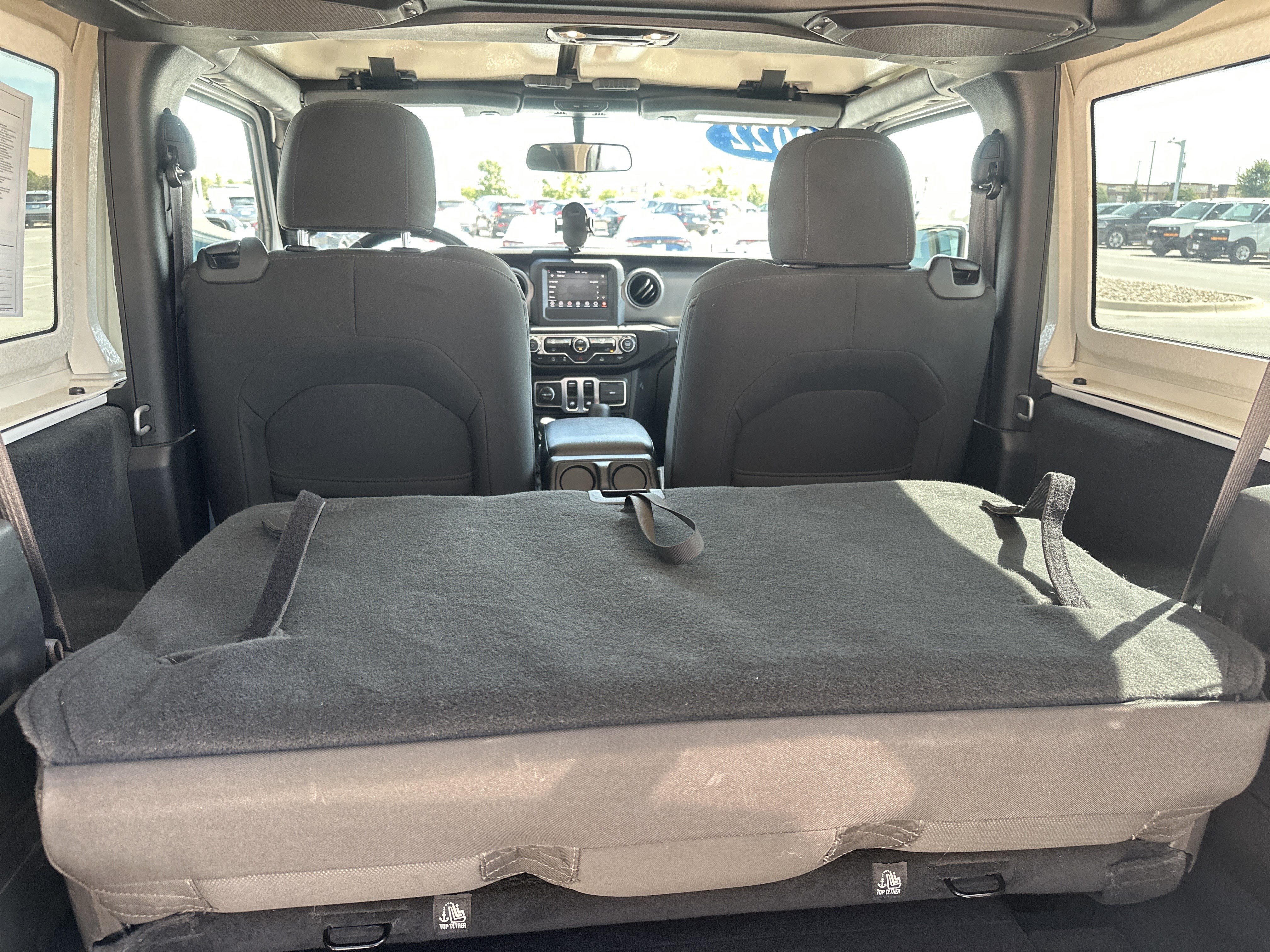 Used 2022 Jeep Wrangler Sport AWD/4WD image 28