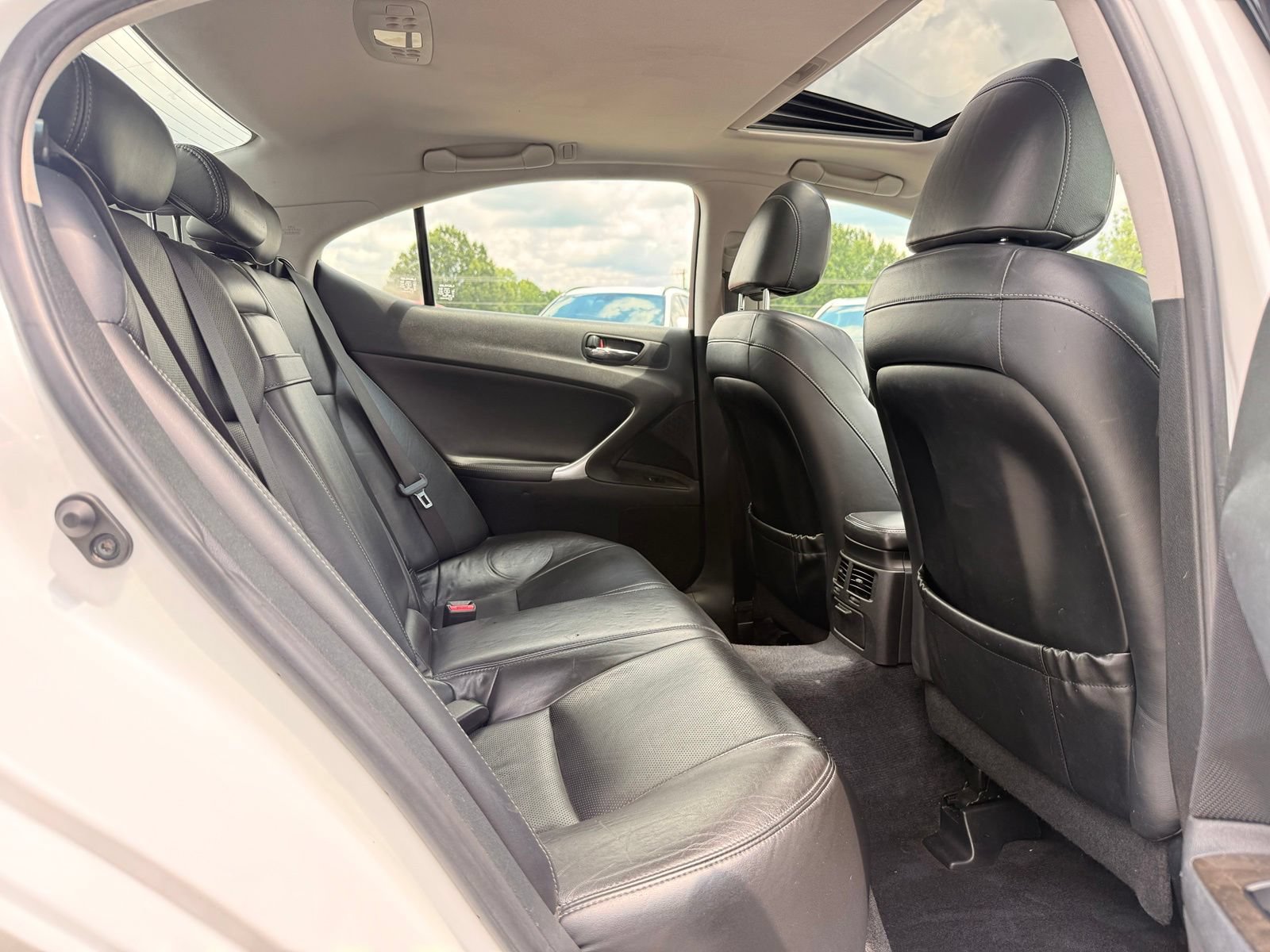 Used 2010 Lexus IS 250 RWD image 16