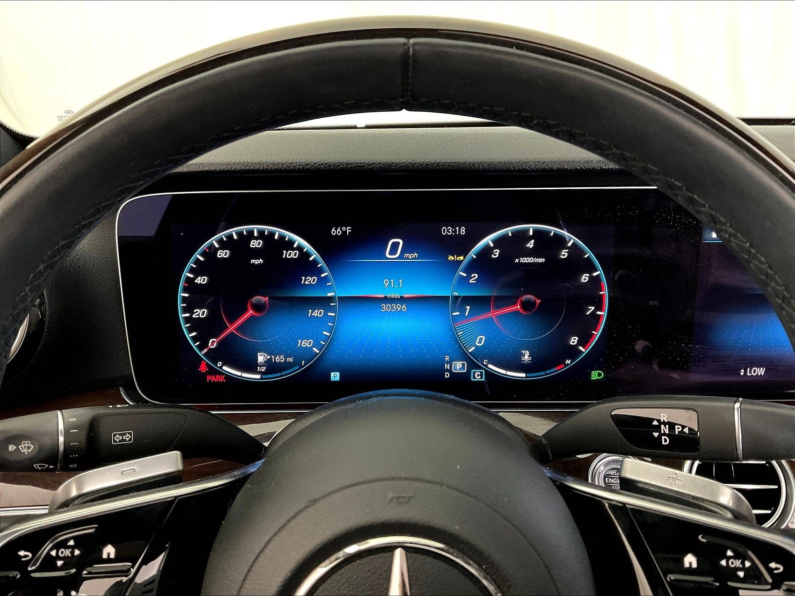 Used 2023 Mercedes-Benz E 350 4MATIC Sedan image 13