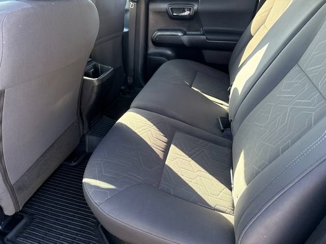 Used 2019 Toyota Tacoma TRD Off-Road w/ Technology Package AWD/4WD image 17