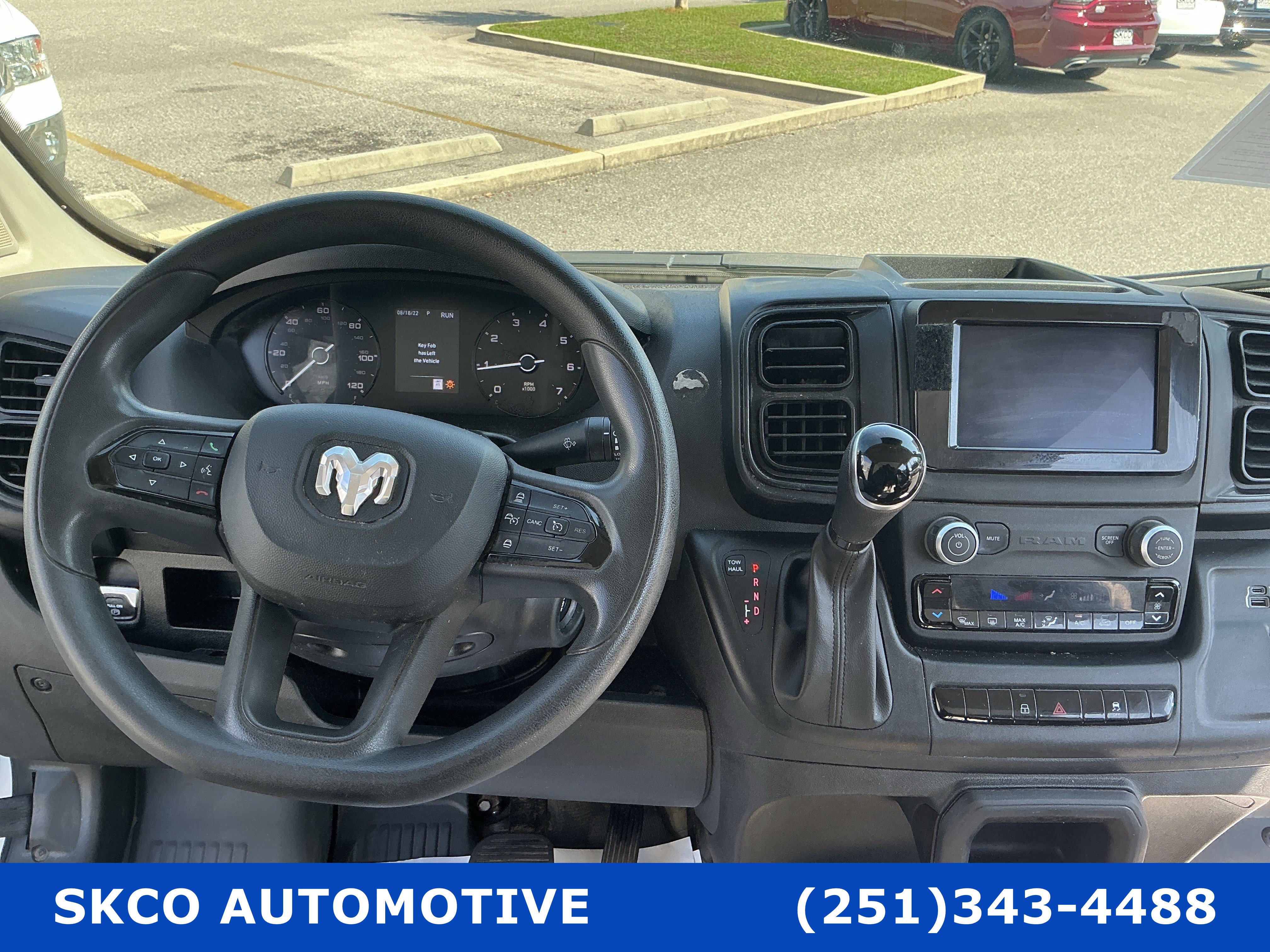 Used 2025 RAM ProMaster 2500 w/ Convenience Group FWD image 15