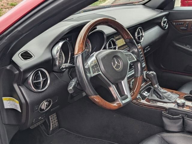 Used 2012 Mercedes-Benz SLK 350 image 13
