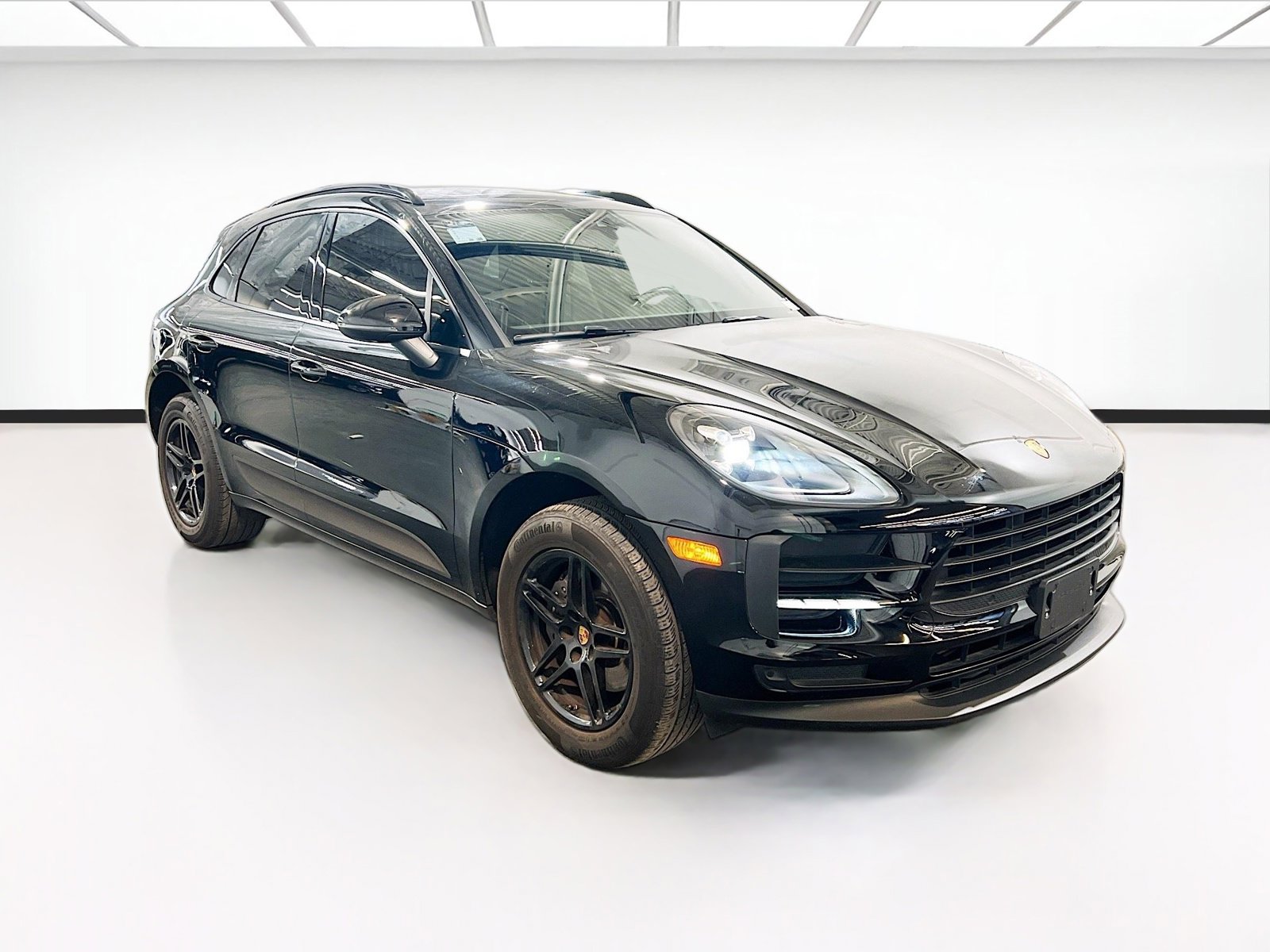 Used 2021 Porsche Macan image 3