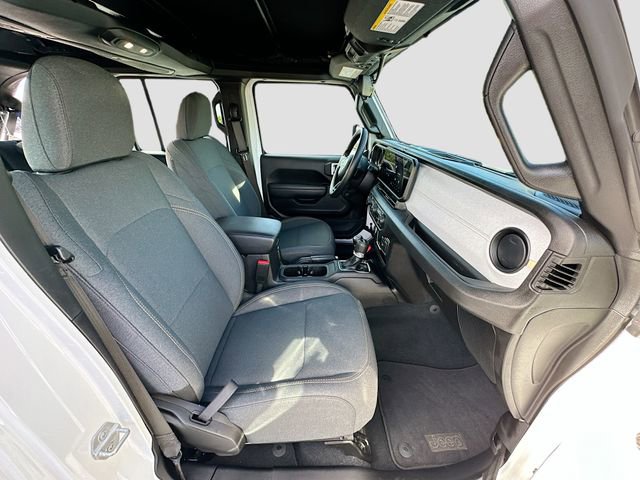 Used 2024 Jeep Wrangler Sport AWD/4WD image 26