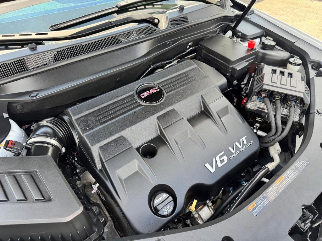 Used 2015 GMC Terrain SLT image 28