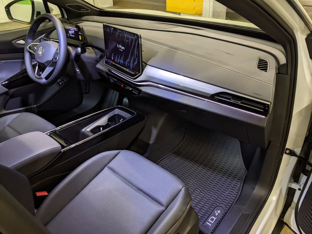 New 2026 Volkswagen ID.4 Pro S Plus AWD/4WD image 21