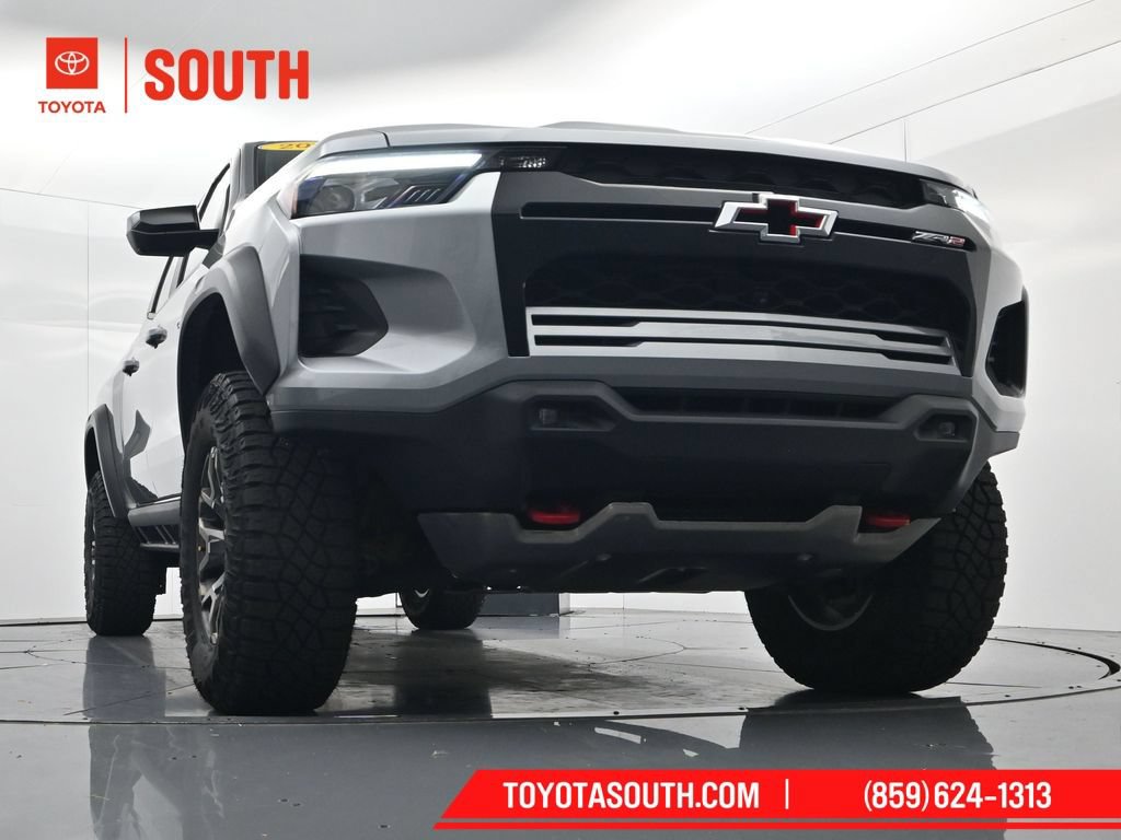 Used 2024 Chevrolet Colorado ZR2 w/ Technology Package AWD/4WD image 51