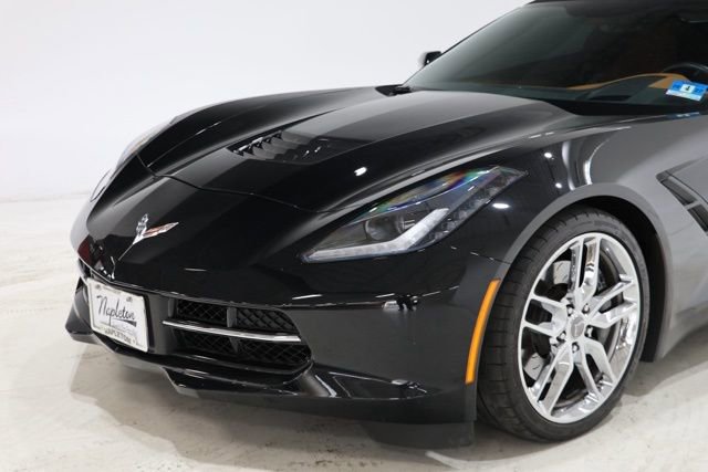 Used 2014 Chevrolet Corvette Stingray Convertible w/ 3LT Preferred Equipment Group image 4