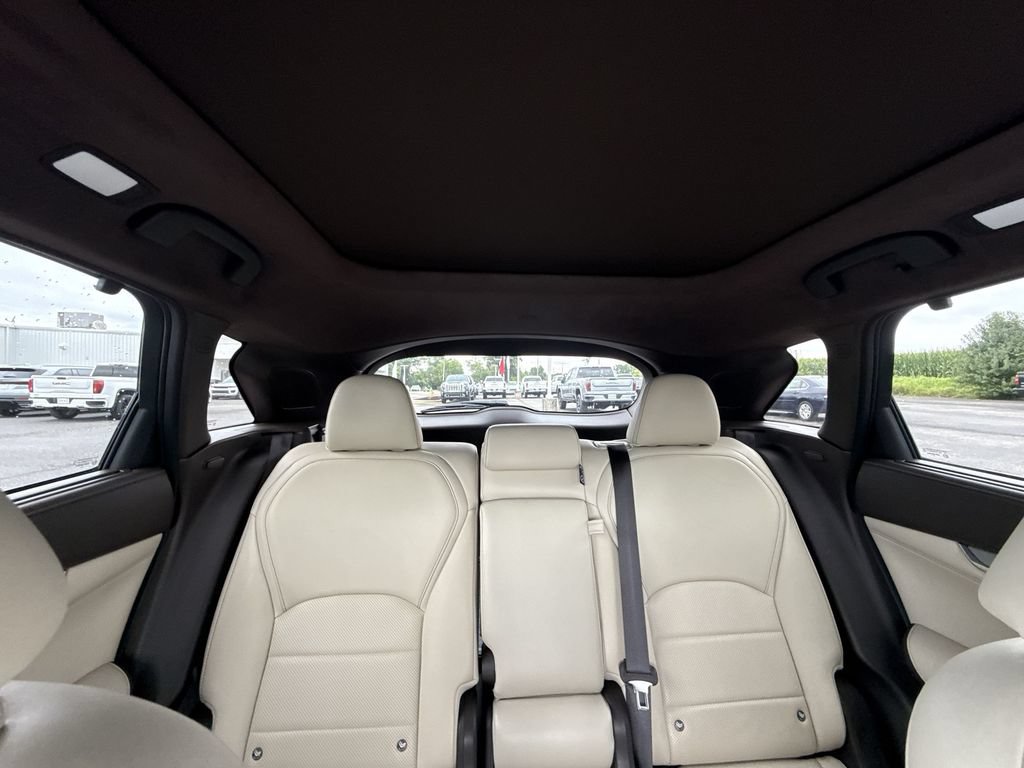 Used 2019 INFINITI QX50 Essential w/ Sensory Package AWD/4WD image 28