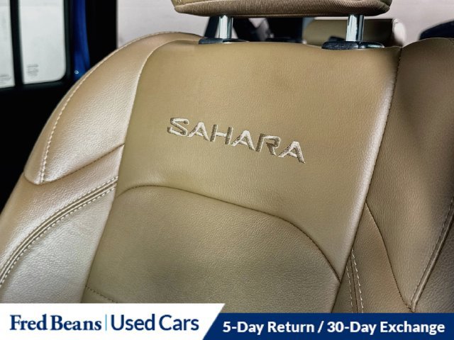 Used 2023 Jeep Wrangler Unlimited Sahara AWD/4WD image 41