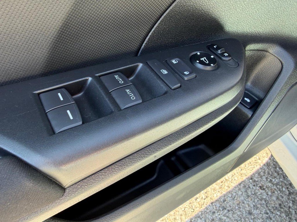 Used 2021 Honda Civic LX image 31