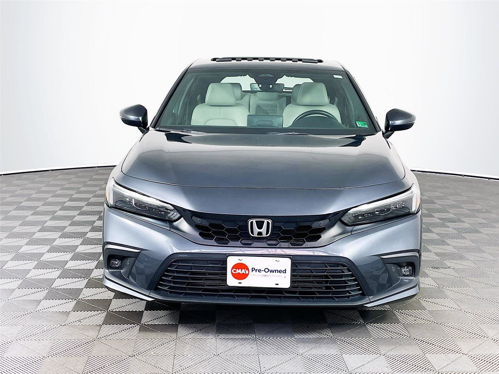 Used 2023 Honda Civic Sport Touring image 2