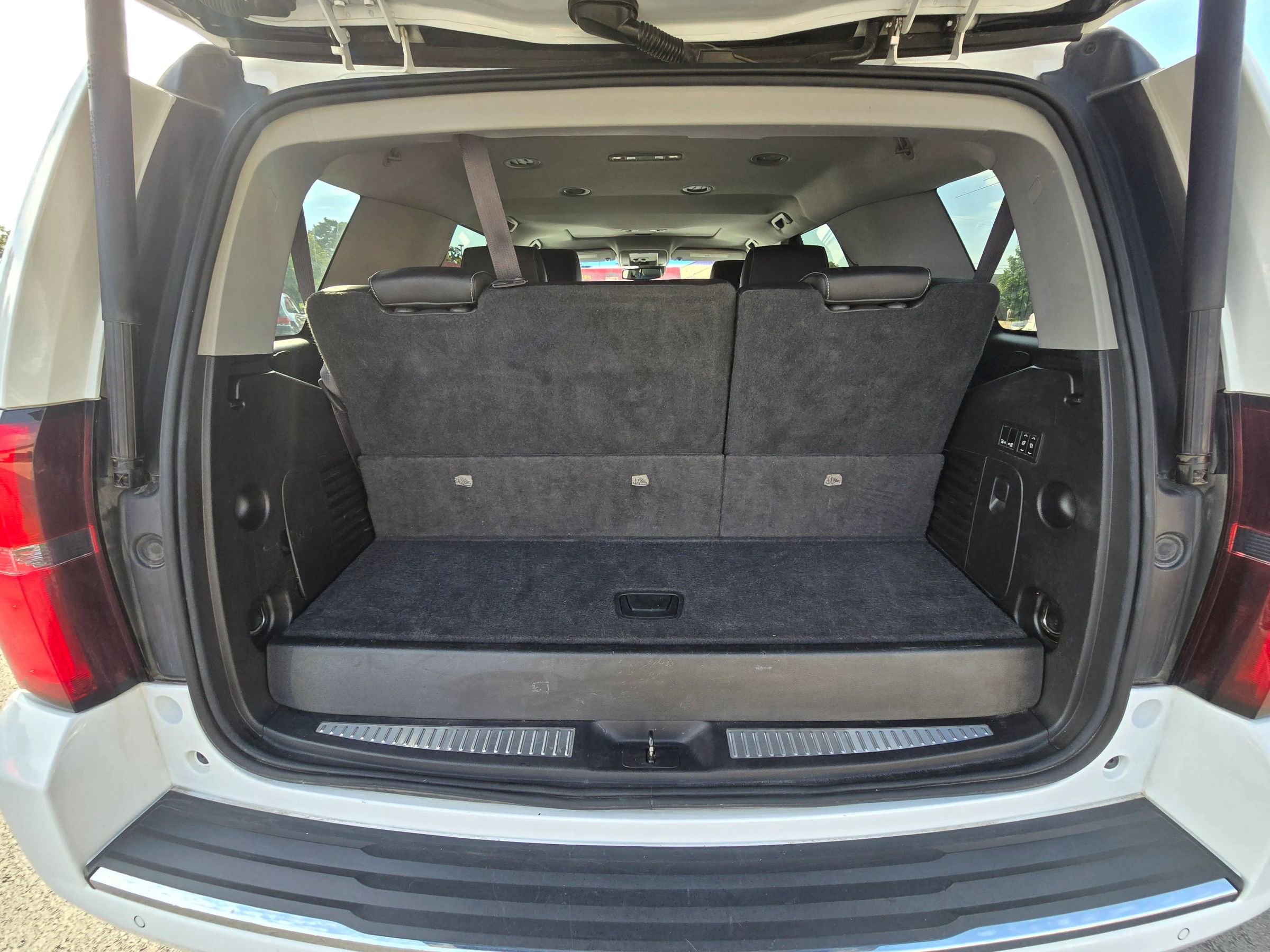 Used 2015 Chevrolet Tahoe LTZ w/ Max Trailering Package image 17