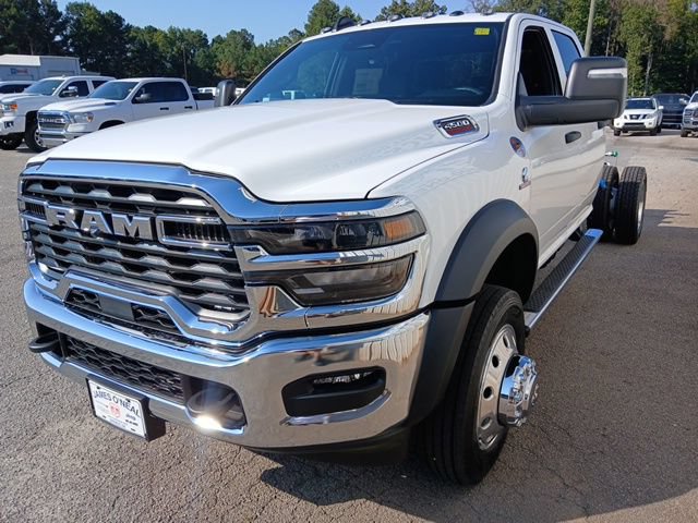 New 2027 RAM 4500 Tradesman w/ Chrome Appearance Group AWD/4WD image 8