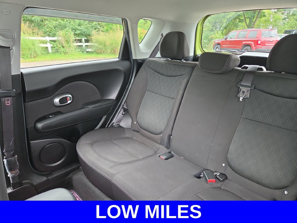 Used 2018 Kia Soul FWD image 11