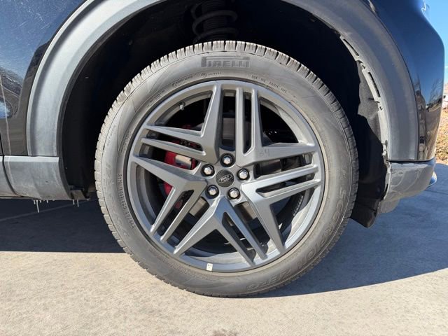 Used 2025 Ford Explorer ST-Line w/ ST-Line Street Pack image 31