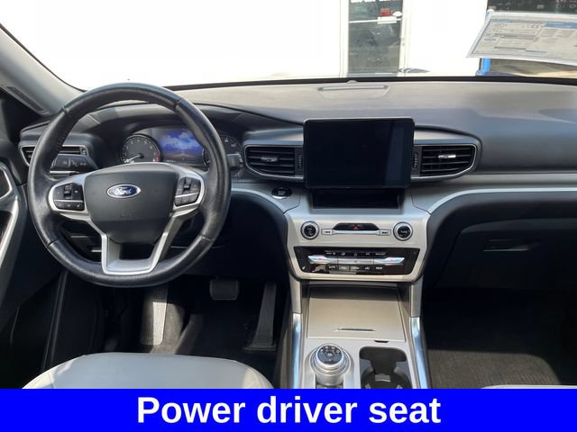 Used 2021 Ford Explorer XLT w/ Equipment Group 202A AWD/4WD image 12