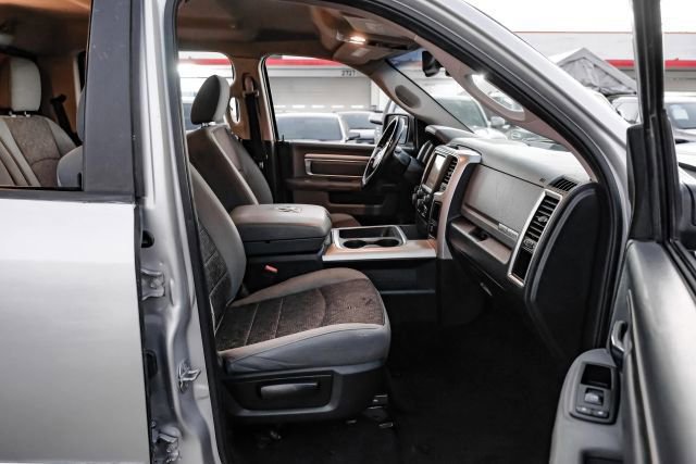 Used 2018 RAM 1500 Lone Star image 40