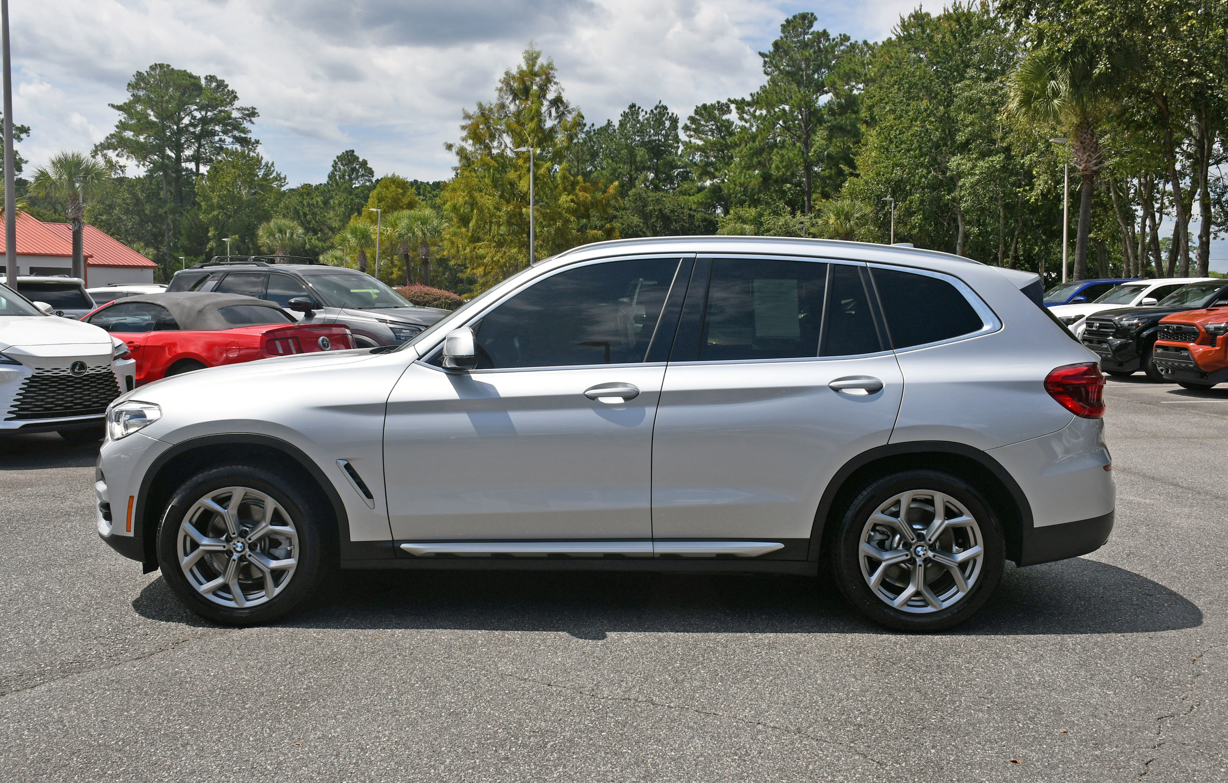 Used 2020 BMW X3 sDrive30i w/ Premium Package image 2