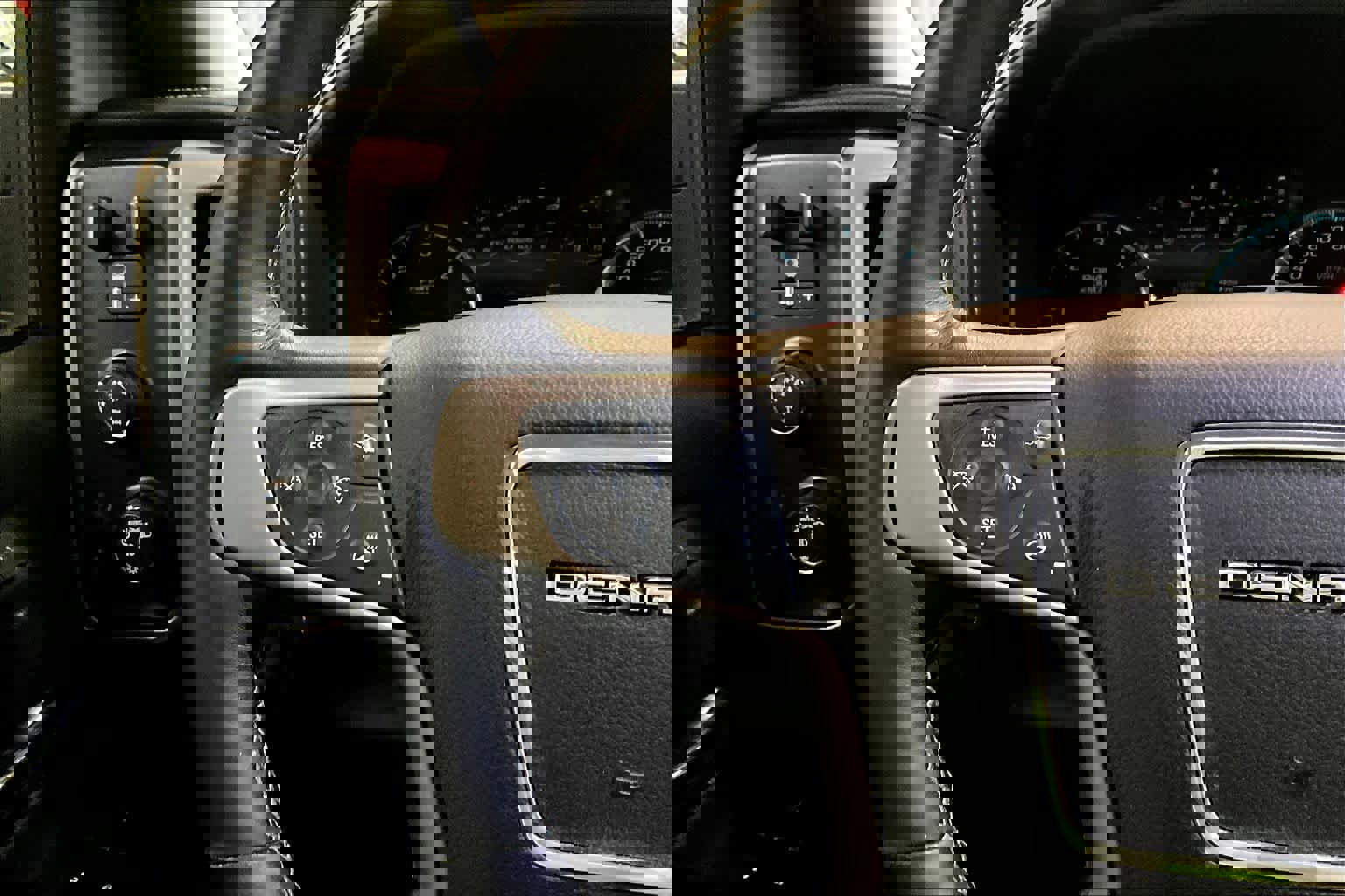 Used 2018 GMC Sierra 1500 Denali w/ Denali Ultimate Package image 24