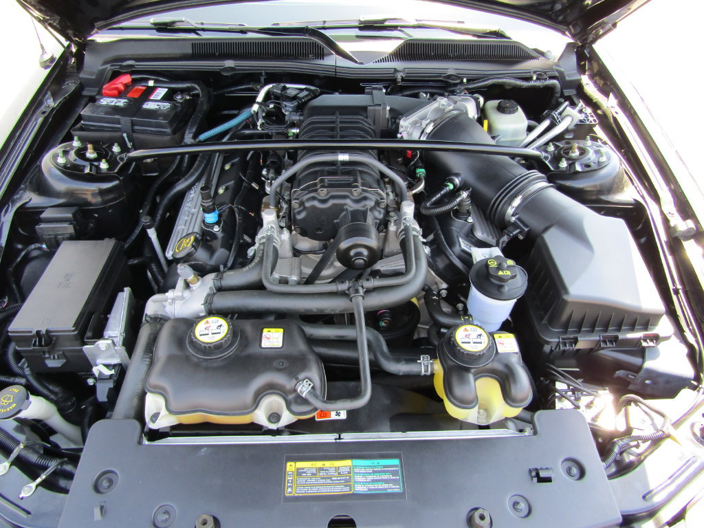 Used 2007 Ford Mustang Shelby GT500 RWD image 5
