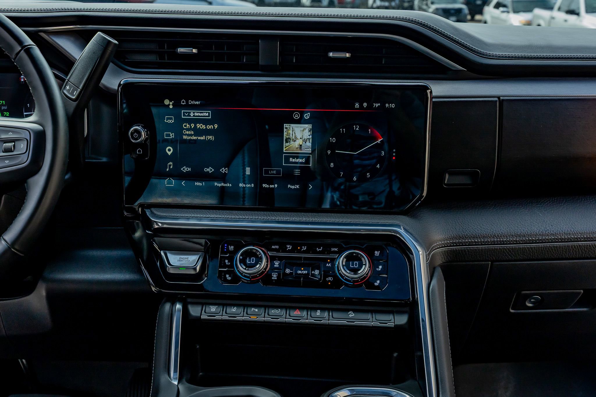 Used 2024 GMC Sierra 2500 Denali w/ Denali Reserve Package AWD/4WD image 24
