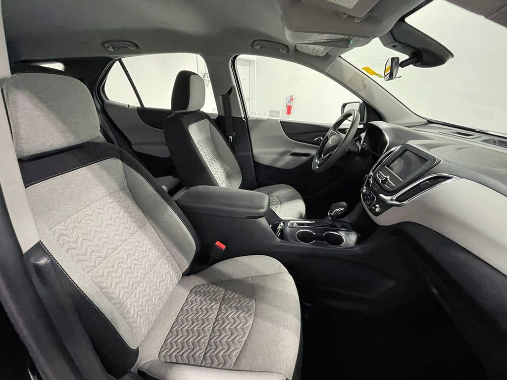 Used 2023 Chevrolet Equinox LS w/ Midnight Edition image 25