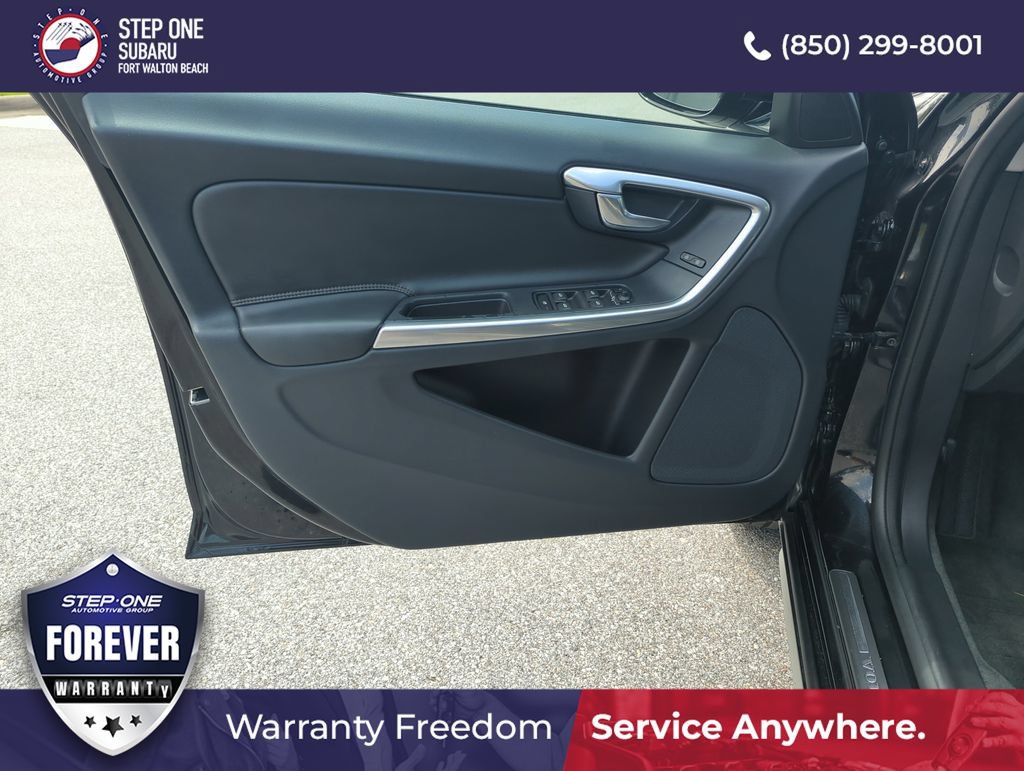 Used 2018 Volvo V60 T5 Cross Country w/ Convenience Package AWD/4WD image 18