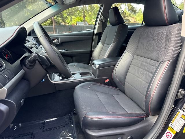 Used 2017 Toyota Camry SE FWD image 9