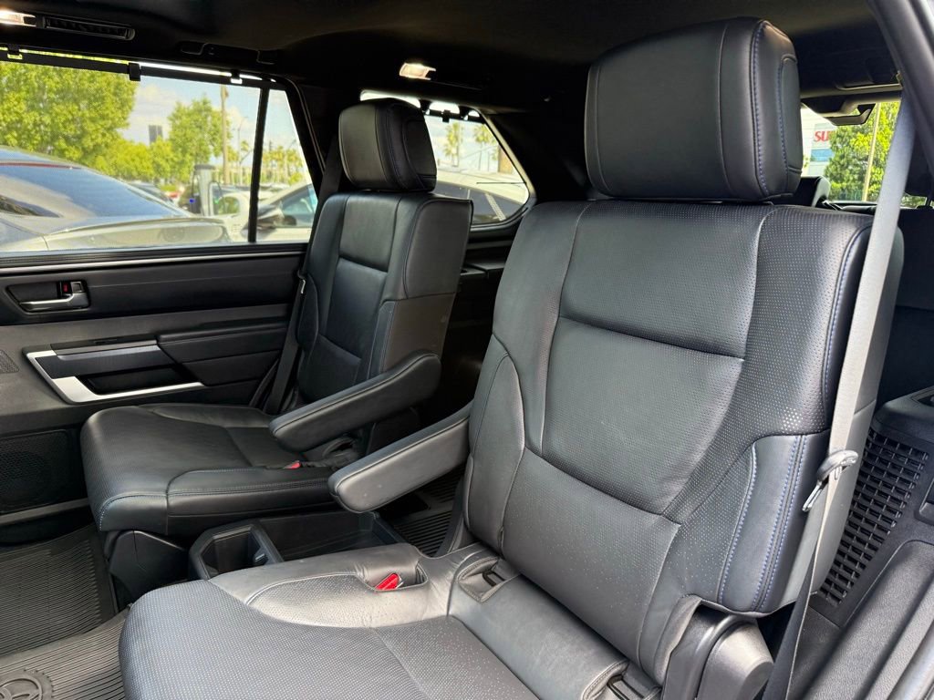 Used 2025 Toyota Sequoia Platinum AWD/4WD image 15