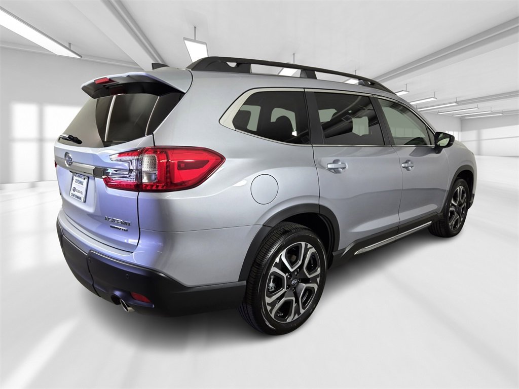 New 2025 Subaru Ascent Limited w/ Popular Package #2 image 4