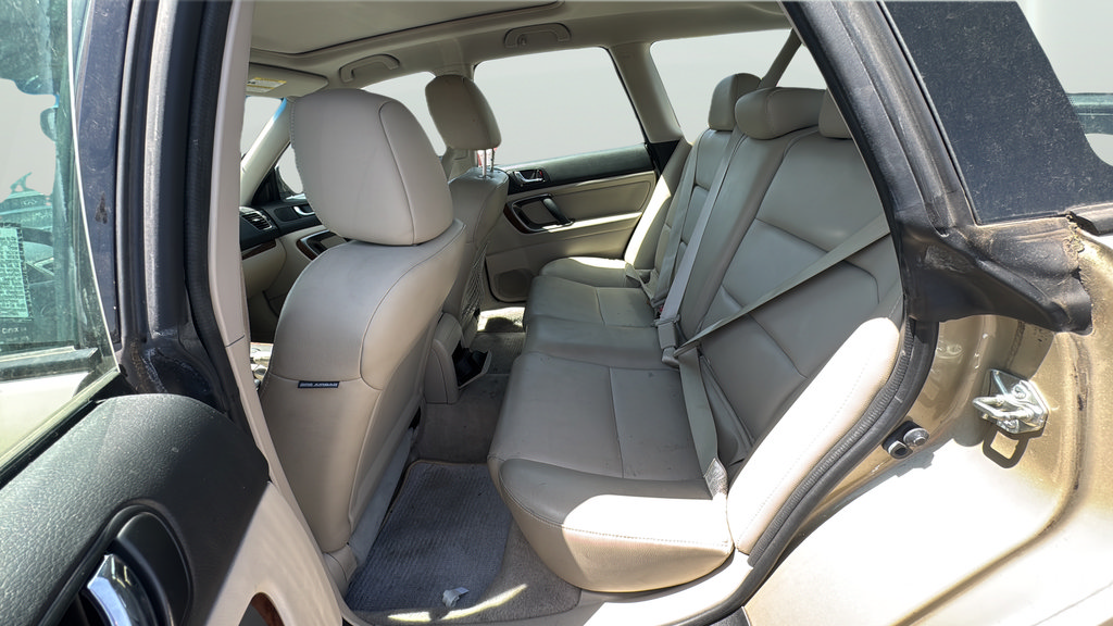 Used 2008 Subaru Outback 2.5i Limited AWD/4WD image 33