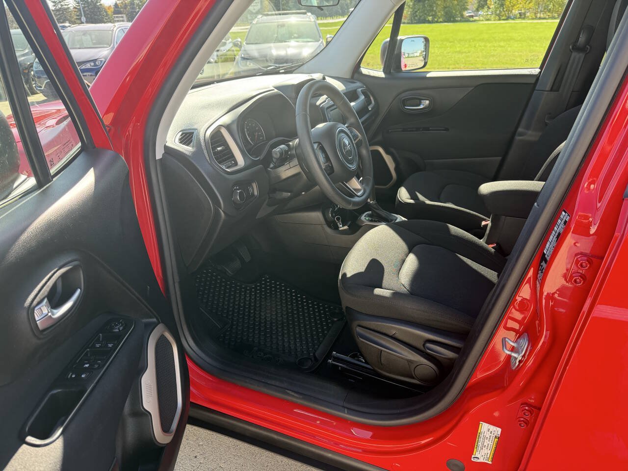 Used 2017 Jeep Renegade Sport w/ Power & Air Group AWD/4WD image 5