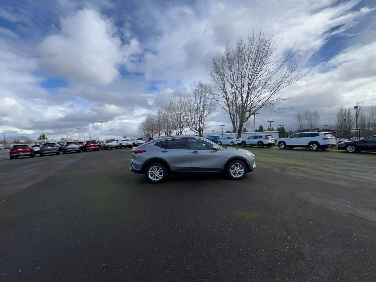 Used 2025 Buick Envista Preferred image 15