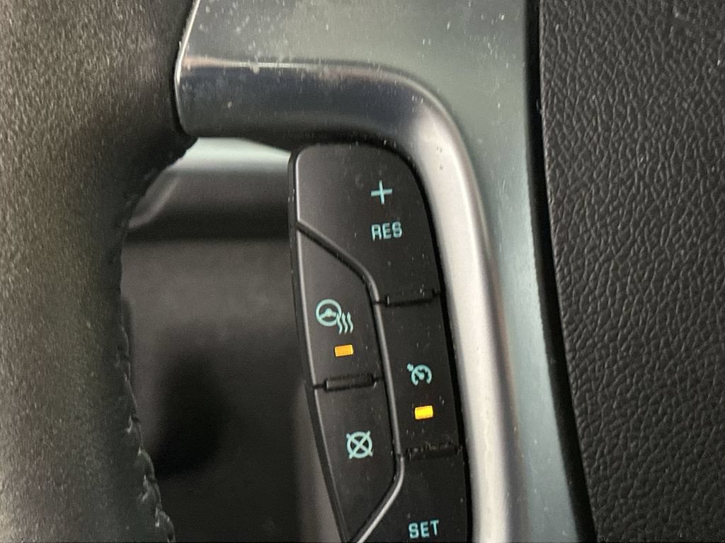 Used 2016 Chevrolet Traverse LTZ AWD/4WD image 43