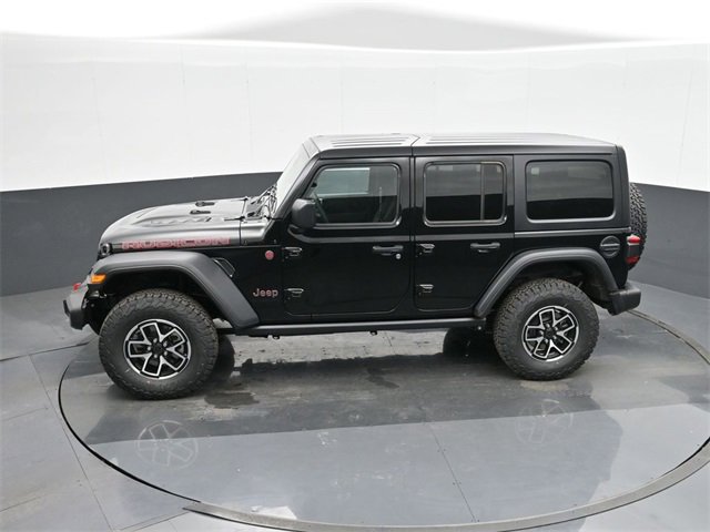 Used 2024 Jeep Wrangler Unlimited Rubicon w/ Technology Group image 34