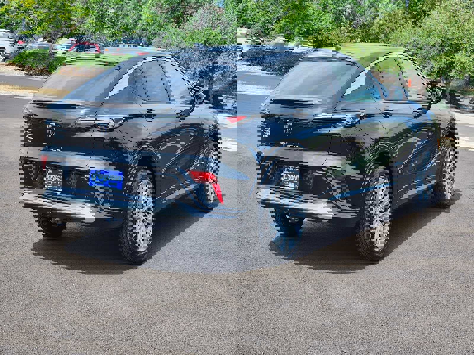 New 2025 Buick Envista Avenir image 3