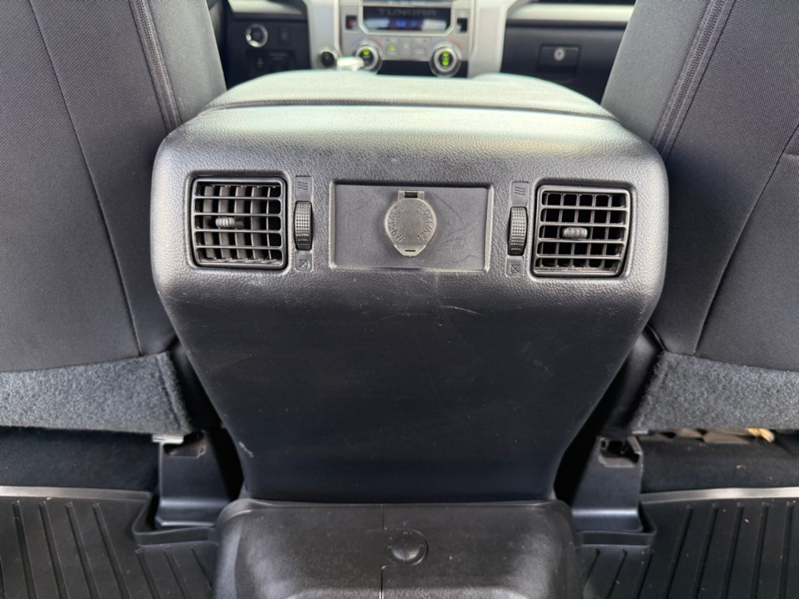 Used 2021 Toyota Tundra SR5 AWD/4WD image 32