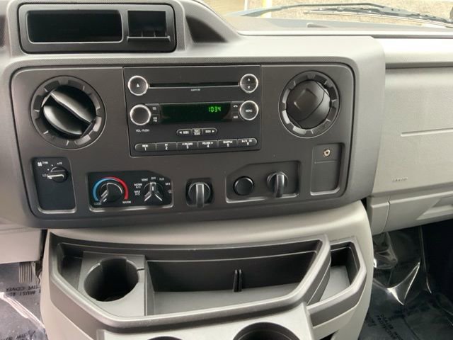 Used 2019 Ford E-450 and Econoline 450 Super Duty w/ Exterior Upgrade Package image 17