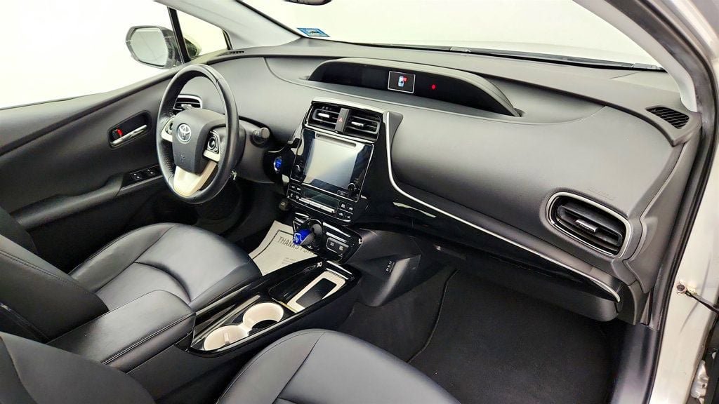 Used 2016 Toyota Prius Four w/ Protection Package FWD image 22