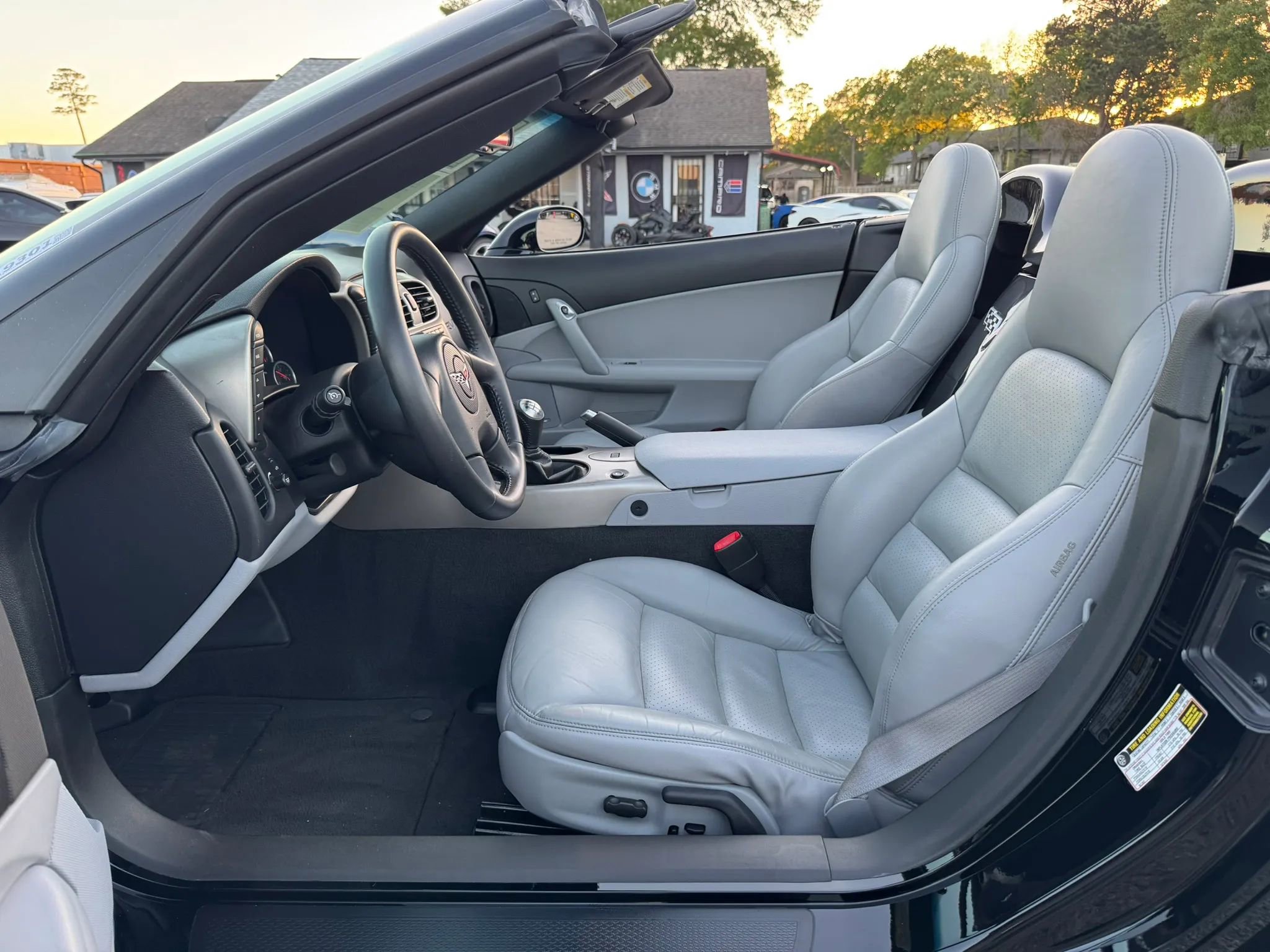 Used 2005 Chevrolet Corvette Convertible 2D w/ Preferred Equipment Group RWD image 19