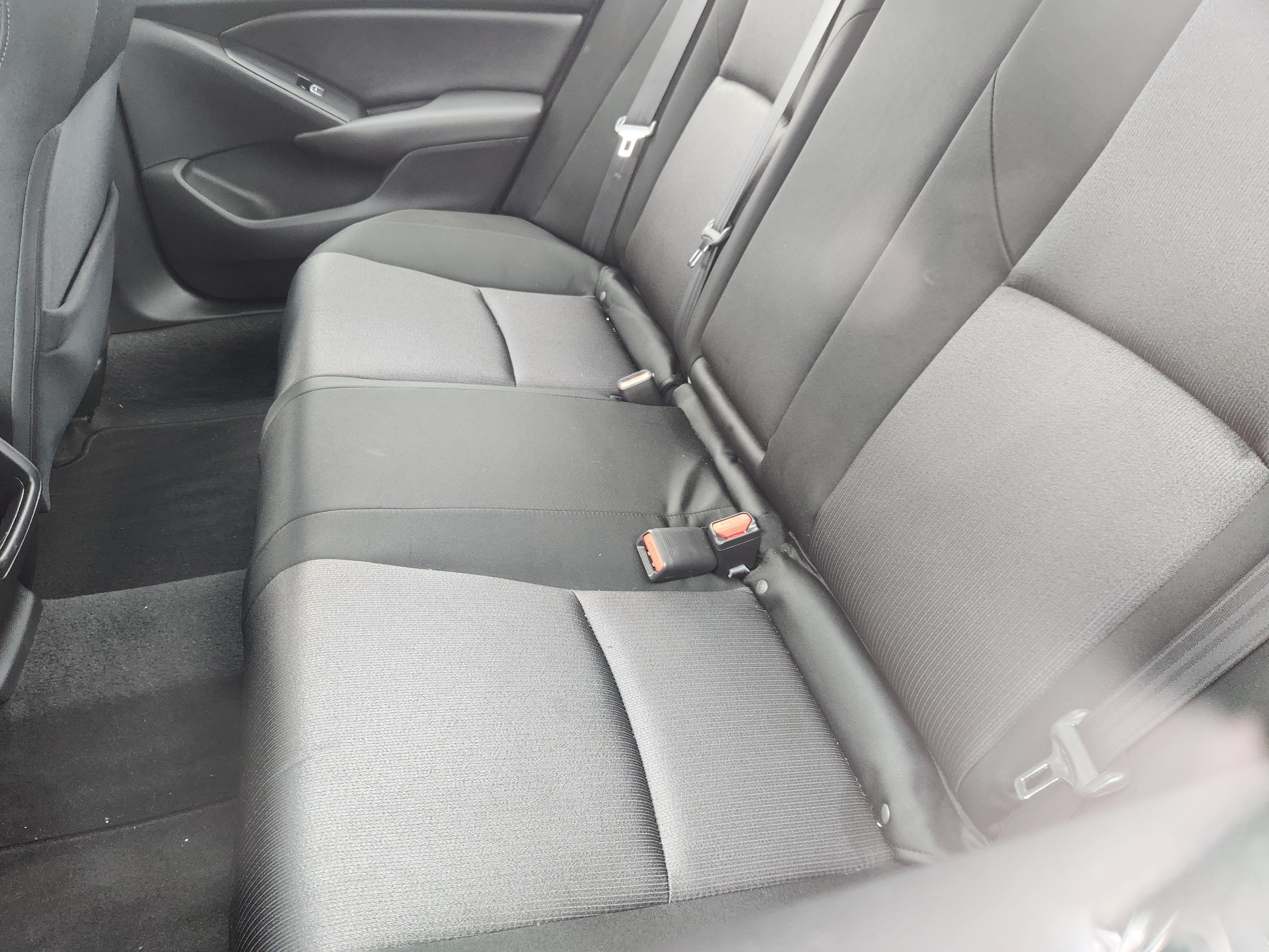 Used 2019 Honda Accord LX image 9