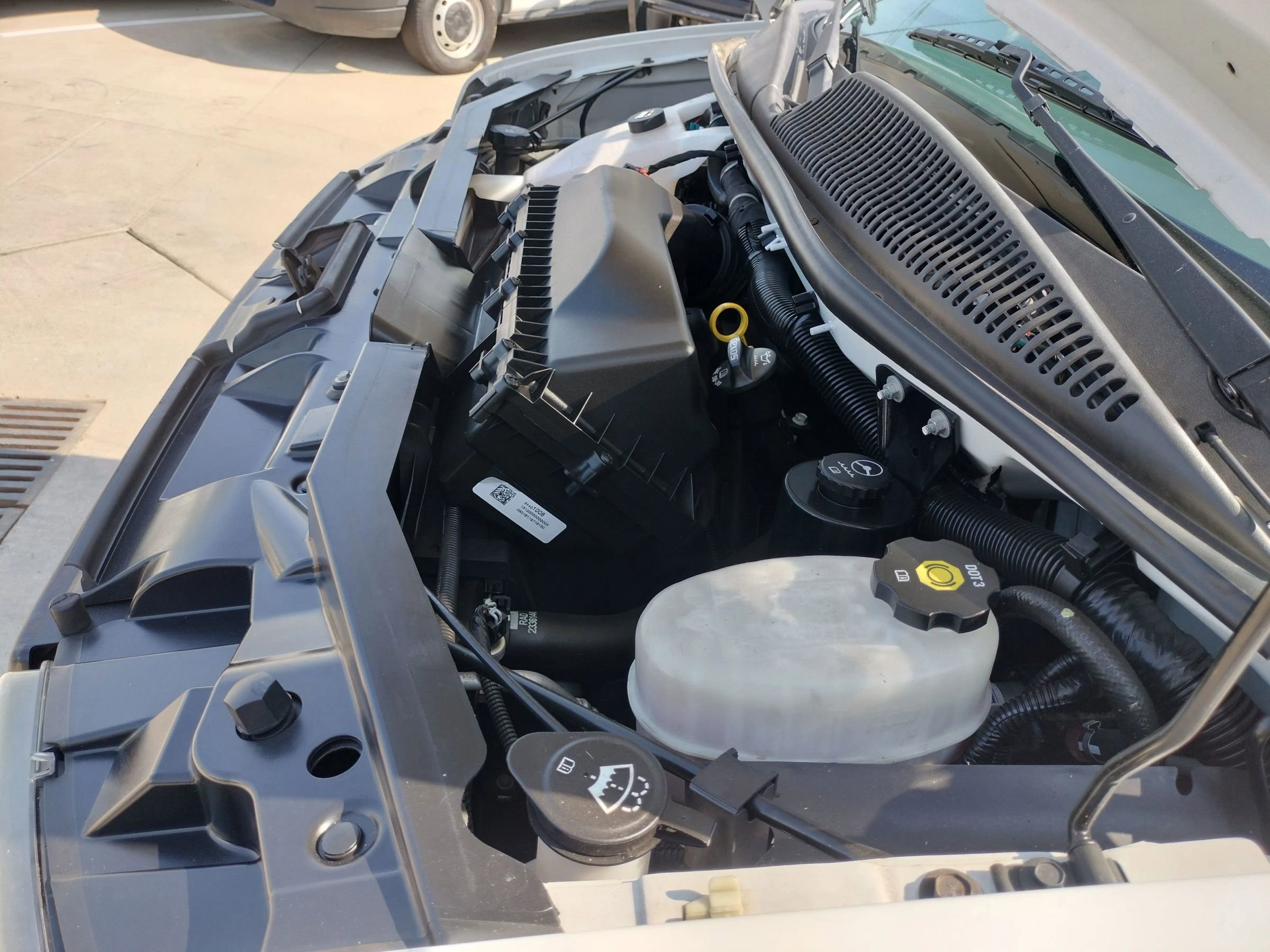 Used 2019 Chevrolet Express 3500 Extended w/ Driver Convenience Package RWD image 22